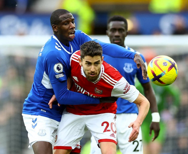 法国杯冲刺阶段再迎强敌；西汉姆调整名单；主帅态度：球迷炸锅；赛程密集仍需轮换的简单介绍爱游戏体育